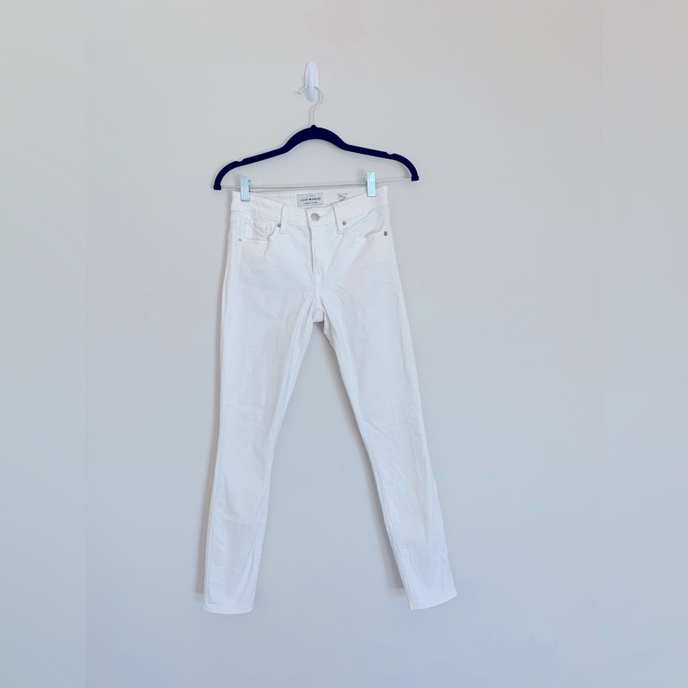 Lucky Brand // White Denim // Skinny Jeans // 00 or 24